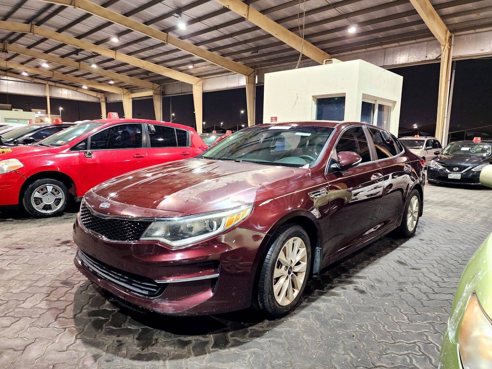 2018 KIA OPTIMA — 169503 Miles — Lot G258790 — Souq - Marhaba Auctions Used Cars - Image 5