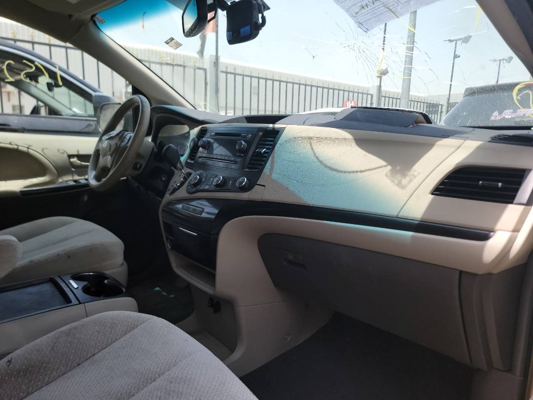 2011 TOYOTA SIENNA — 165282 Miles — Lot S028652 — Main - Marhaba Auctions Used Cars - Image 6
