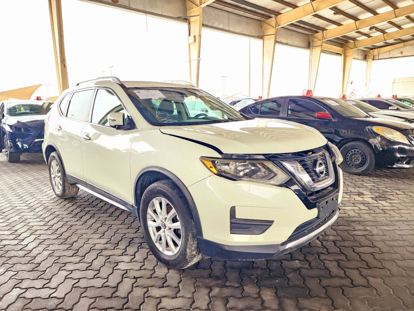 2017 NISSAN ROGUE — 148668 Miles — Lot 73742884 — Souq - Marhaba Auctions Used Cars - Image 5