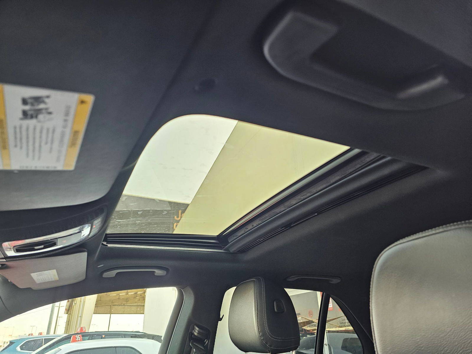 2020 MERCEDES BENZ GLE 350 — 118774 Miles — Lot A048494 — Souq - Marhaba Auctions Used Cars - Image 8