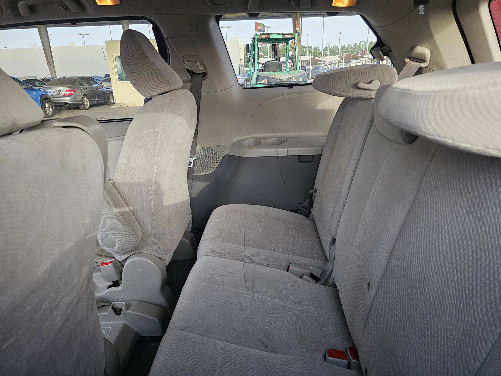 TOYOTA SIENNA 2011 - Marhaba Auction Used Cars - Image 8