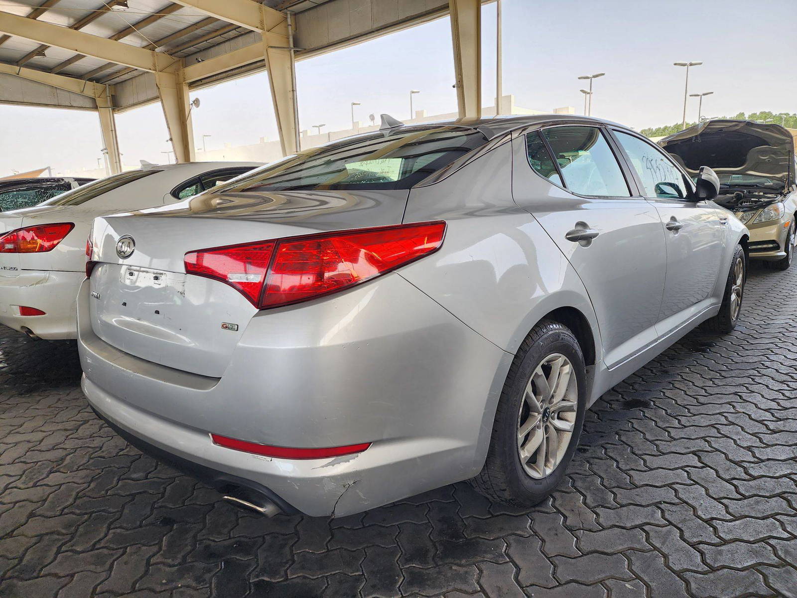 2011 KIA OPTIMA — 221259 Miles — Lot 39551447 — Souq - Marhaba Auctions Used Cars - Image 3