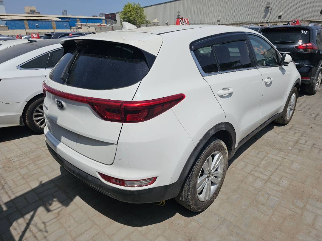 2018 KIA SPORTAGE — 119807 Miles — Lot 57583535 — Souq - Marhaba Auctions Used Cars - Image 5