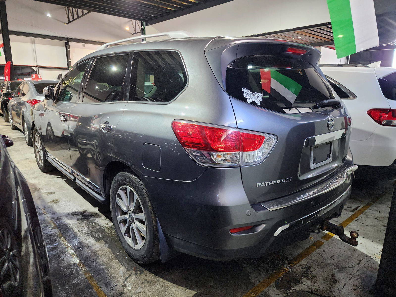 2016 NISSAN PATHFINDER — 85908 Miles — Lot 613650 — Al Quoz - Marhaba Auctions Used Cars - Image 6