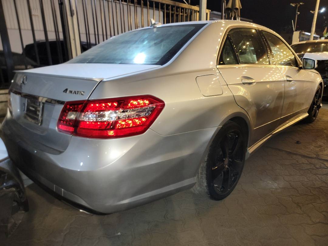 2011 MERCEDES BENZ E 350 — 153146 Miles — Lot BA483074 - Marhaba Auctions Used Cars - Image 8