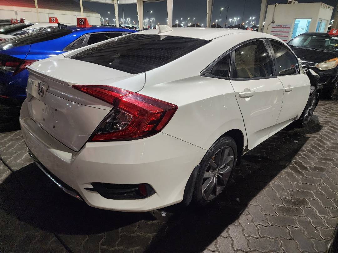 2019 HONDA CIVIC — 89852 Miles — Lot 38748284 - Marhaba Auctions Used Cars - Image 9