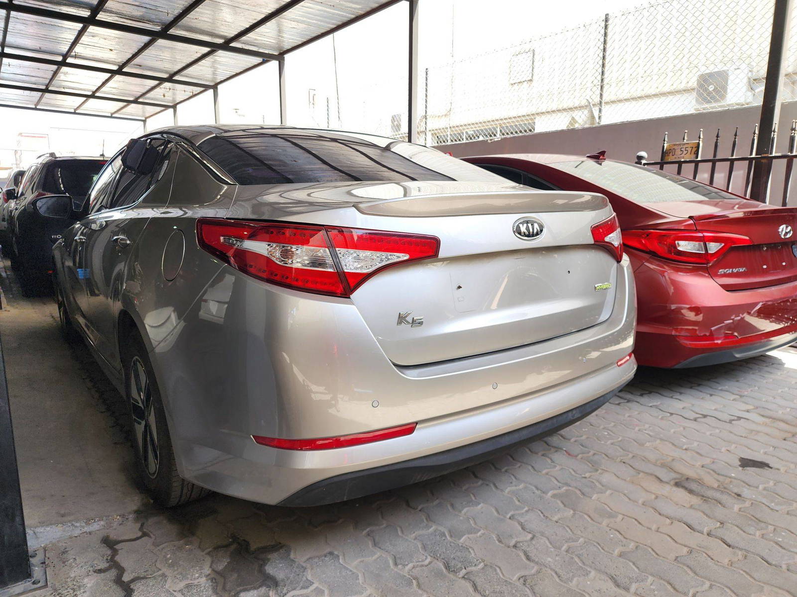 2012 KIA K5 — 231249 KM — Lot 004035 — Souq - Marhaba Auctions Used Cars - Image 6