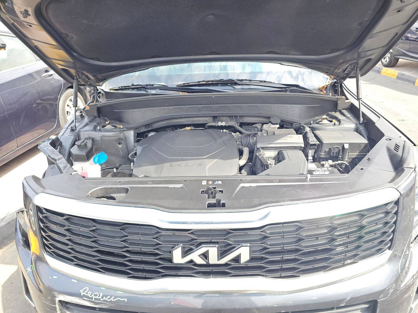 2022 KIA TELLURIDE — 56786 Miles — Lot G197214 — Souq - Marhaba Auctions Used Cars - Image 13
