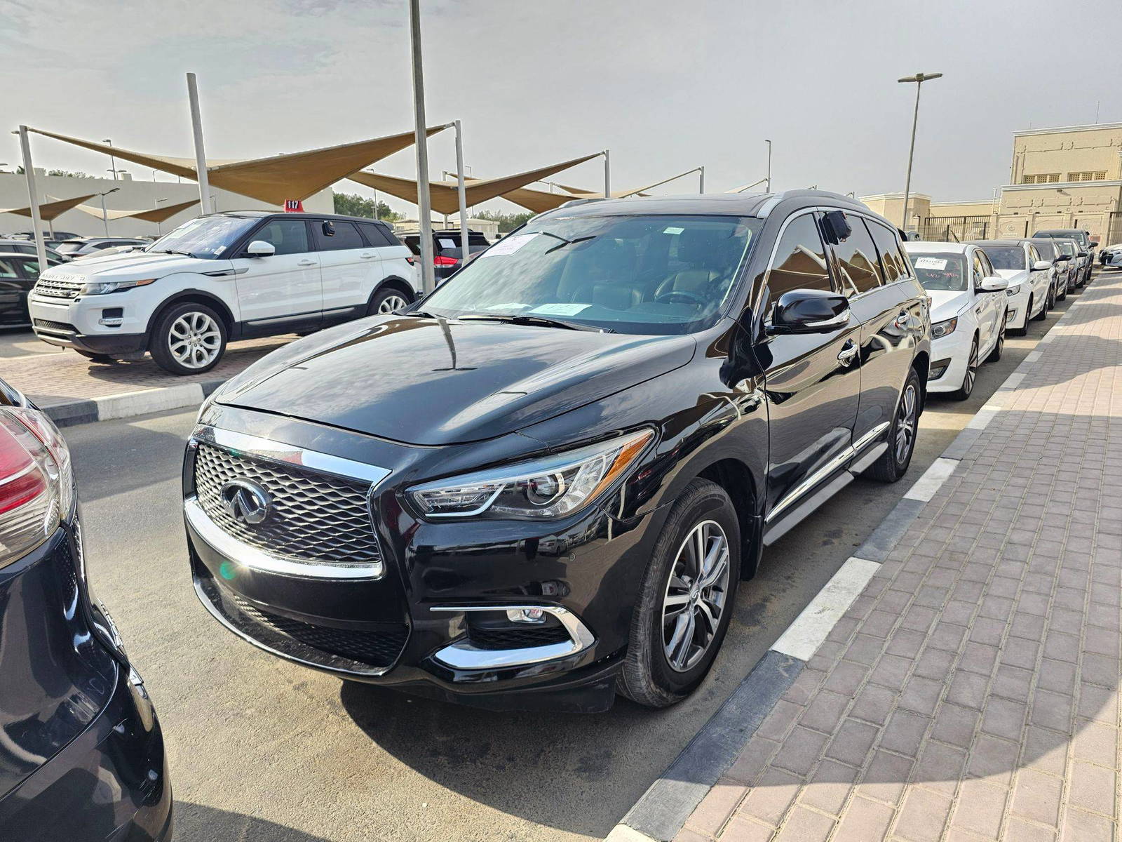2019 INFINITI QX60 — 175789 Miles — Lot C562165 — Souq - Marhaba Auctions Used Cars - Image 4