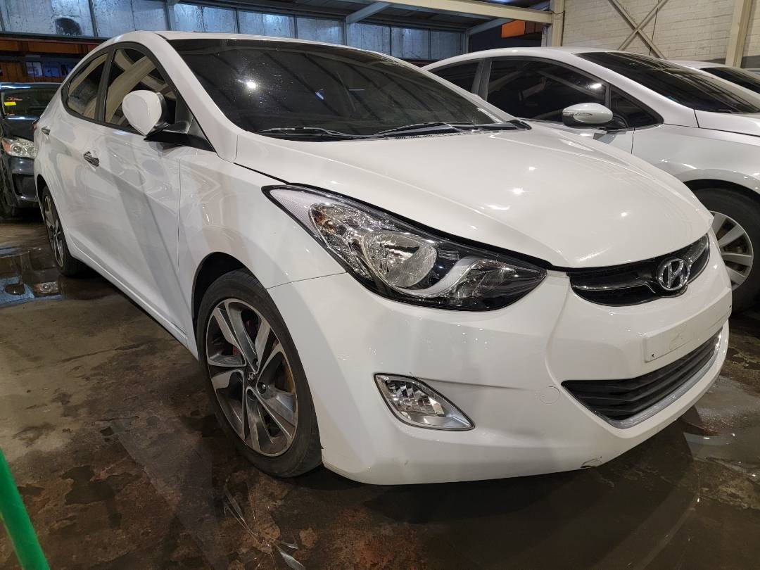 2011 HYUNDAI AVANTE — 165480 KM — Lot 110425 — Main - Marhaba Auctions Used Cars - Image 3