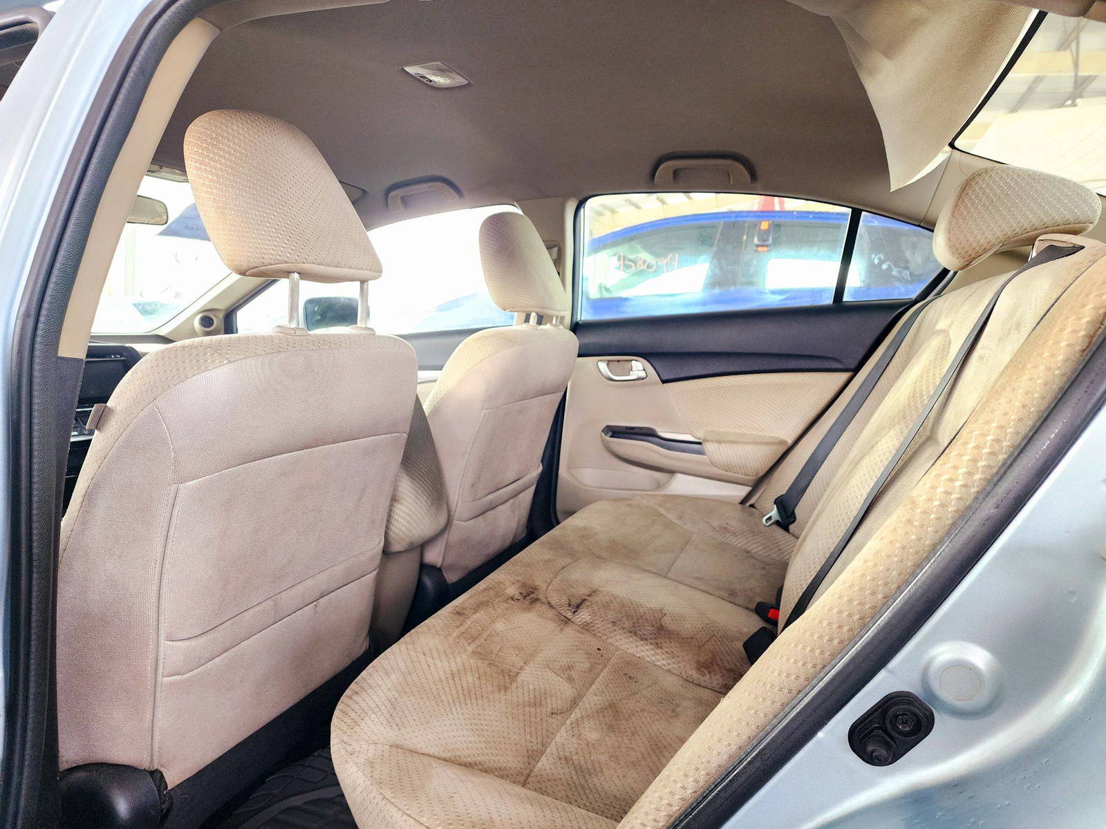 2015 HONDA CIVIC — 128858 Miles — Lot 73628114 — Souq - Marhaba Auctions Used Cars - Image 6