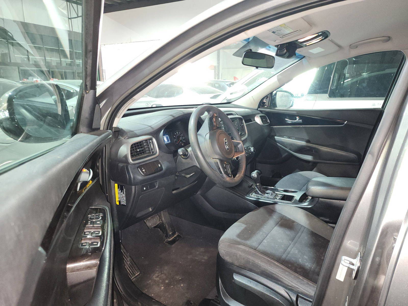 KIA SORENTO 2017 - Marhaba Auction Used Cars - Image 9