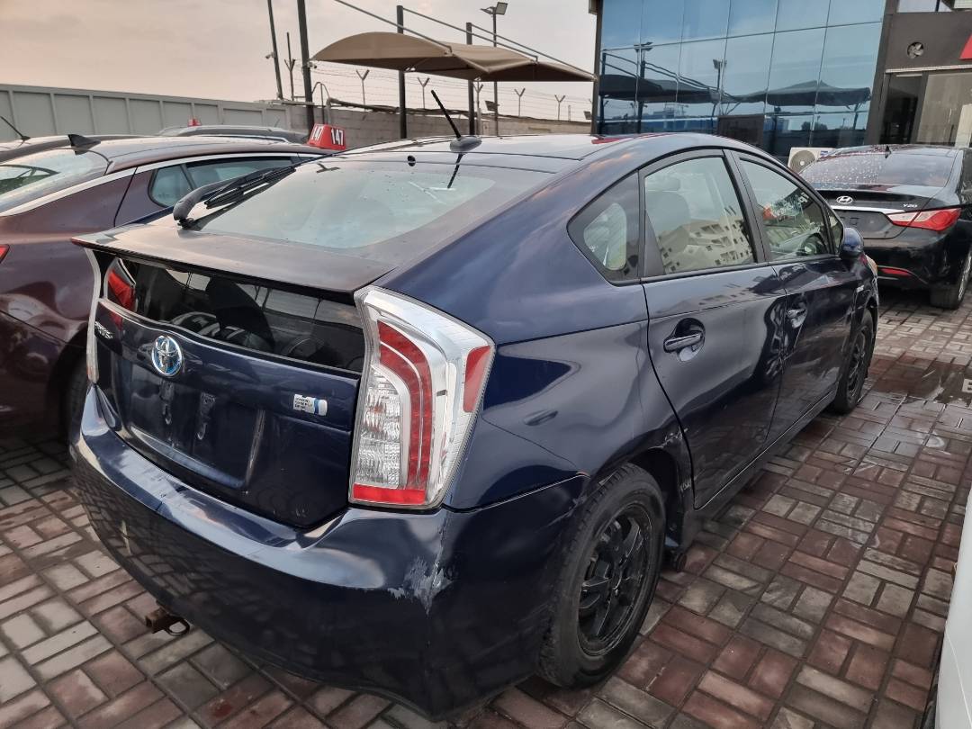 2012 TOYOTA PRIUS — 230486 Miles — Lot 1556726 — Main - Marhaba Auctions Used Cars - Image 3