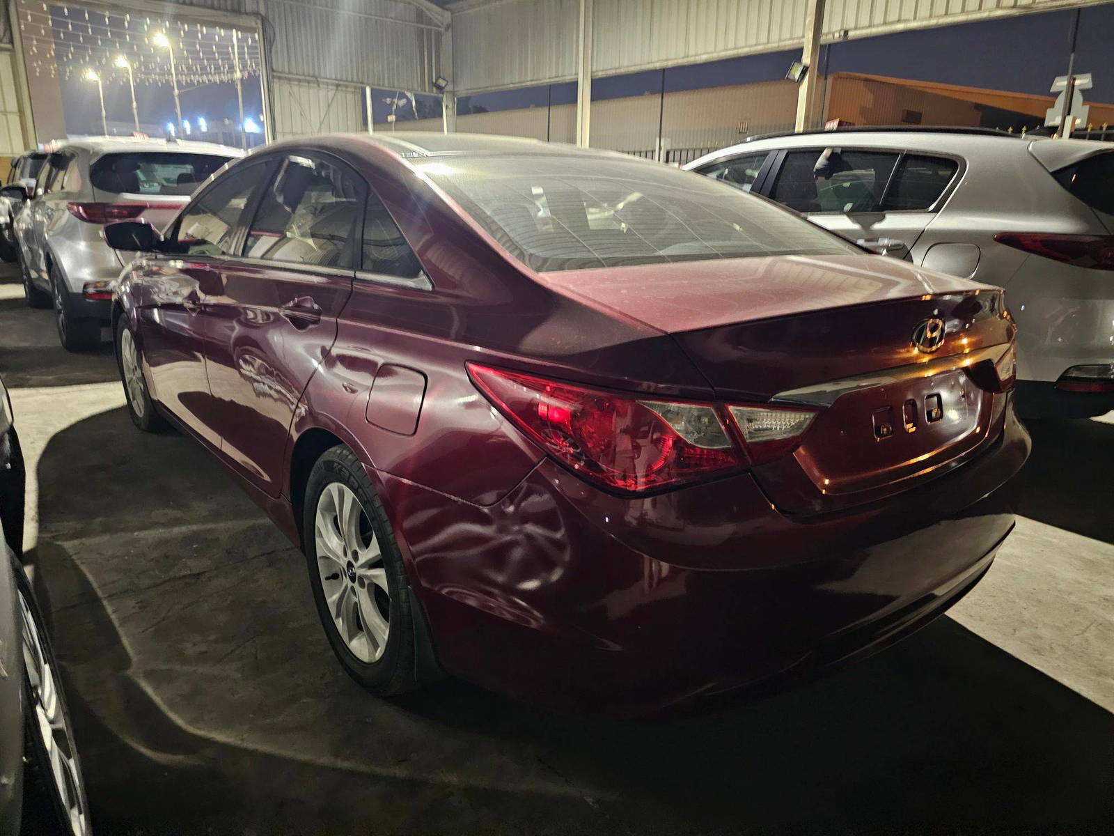 2011 HYUNDAI SONATA — 211218 KM — Lot C7BA20832 — Main - Marhaba Auctions Used Cars - Image 4