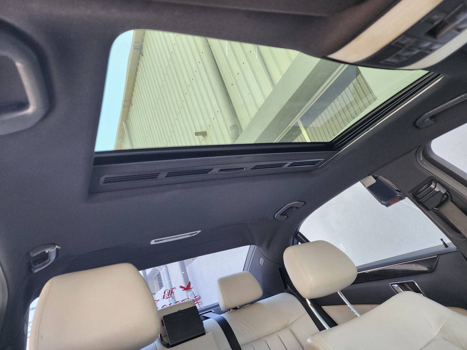 2011 MERCEDES BENZ E 350 — 180906 Miles — Lot 39579076 — Main - Marhaba Auctions Used Cars - Image 8