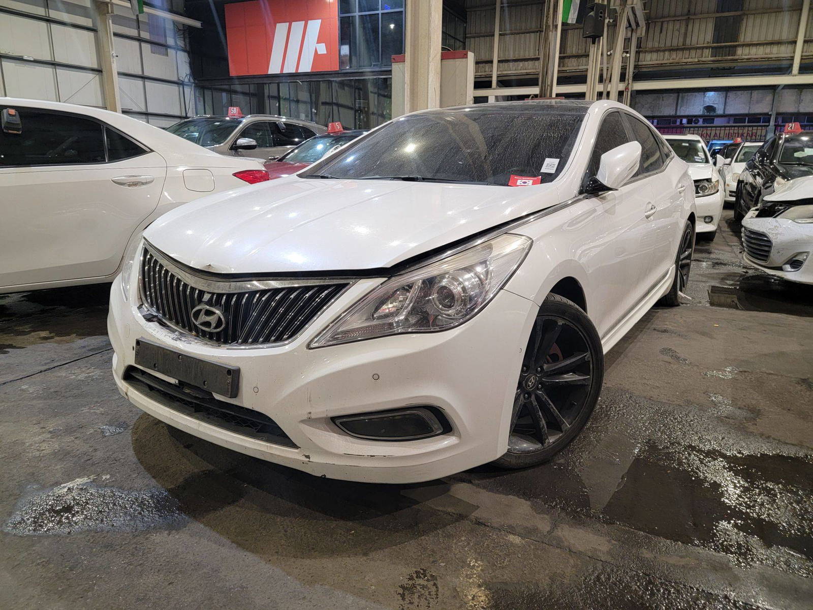 HYUNDAI GRANDEUR 2012 - Marhaba Auction Used Cars - Image 3