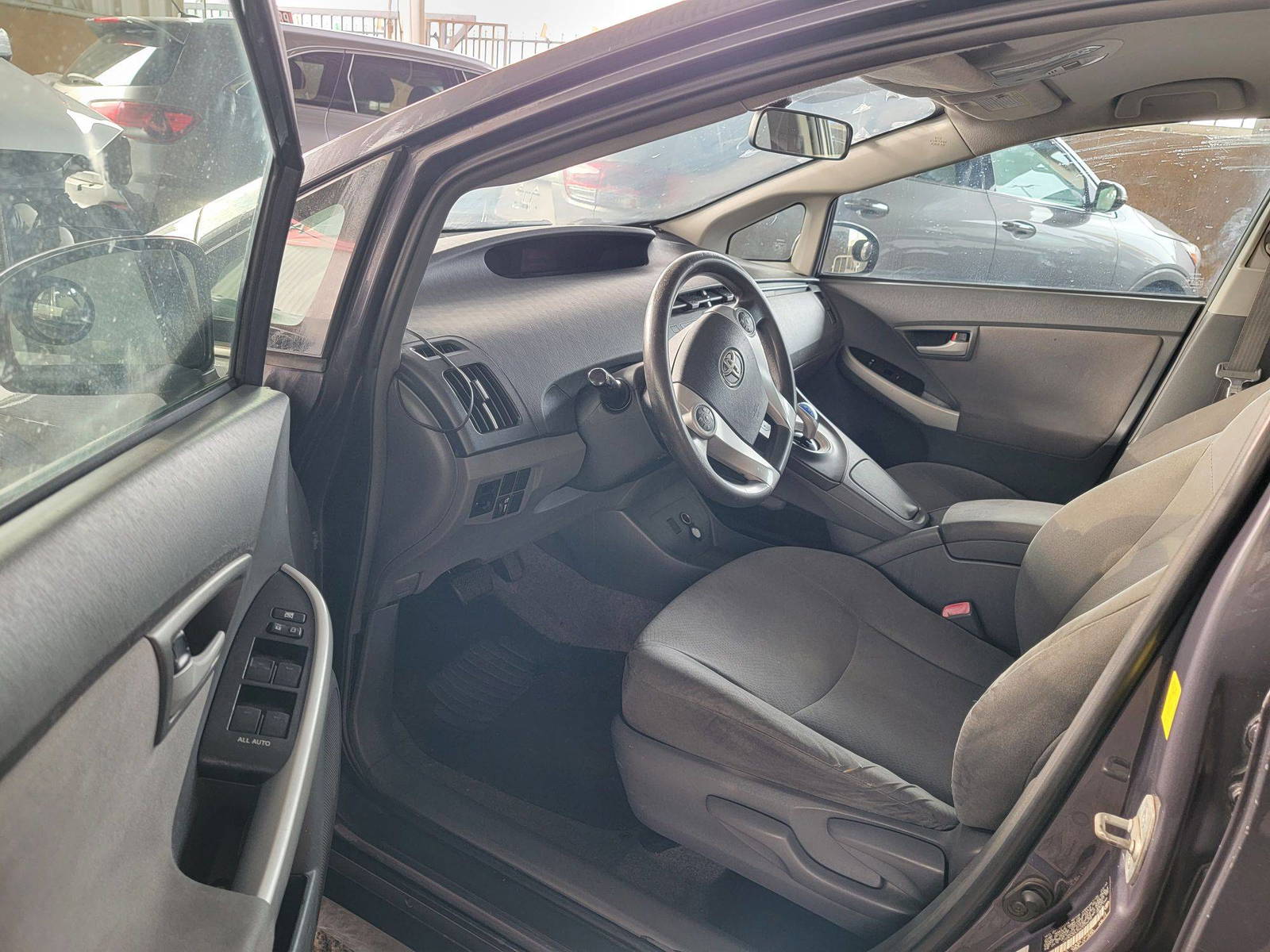 TOYOTA PRIUS 2010 - Marhaba Auction Used Cars - Image 8