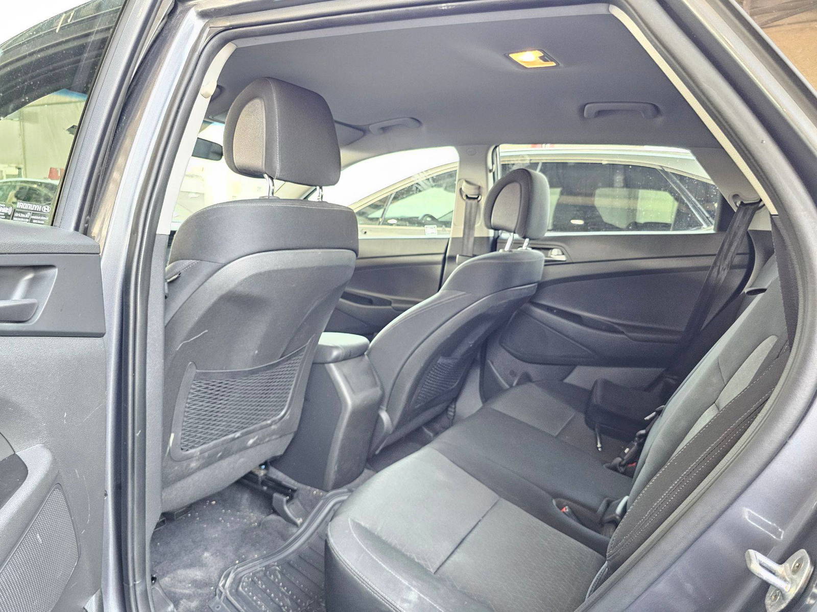 2016 HYUNDAI TUCSON — 115717 Miles — Lot U225321 — Souq - Marhaba Auctions Used Cars - Image 6