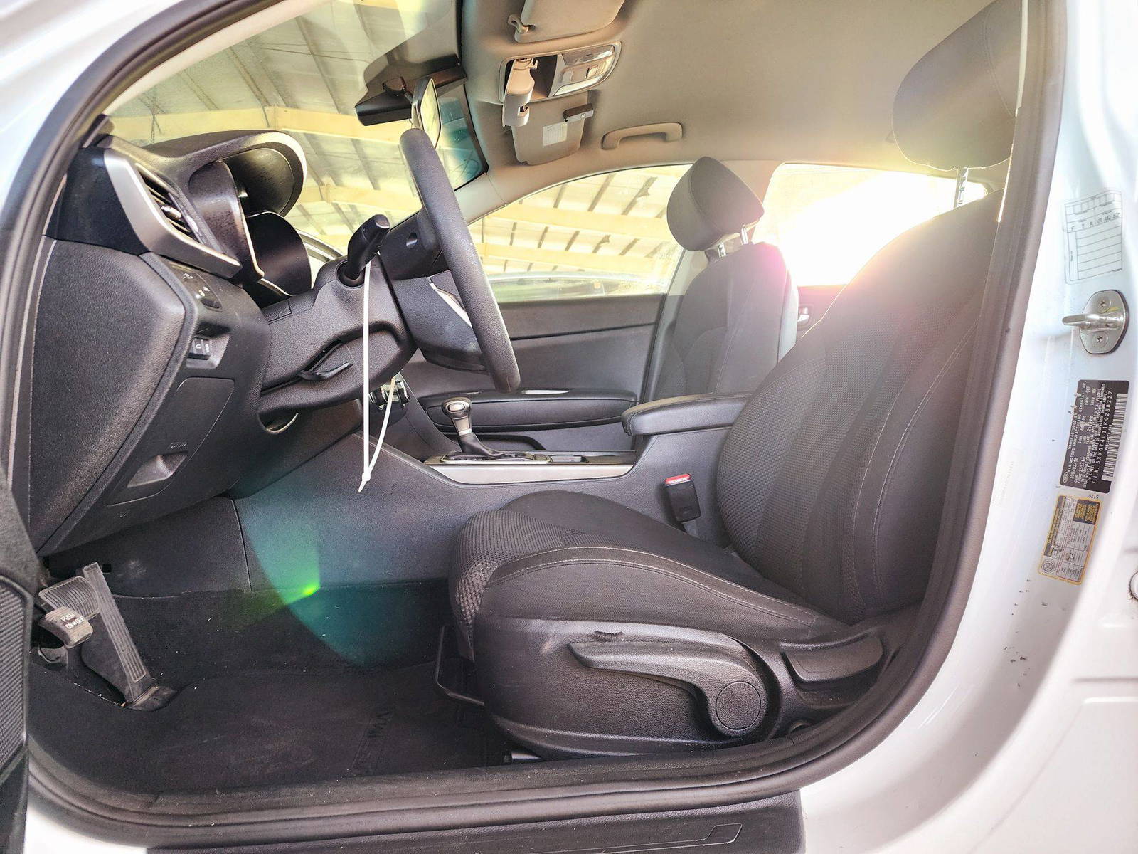 2019 KIA OPTIMA — 84456 Miles — Lot 68623894 — Souq - Marhaba Auctions Used Cars - Image 8