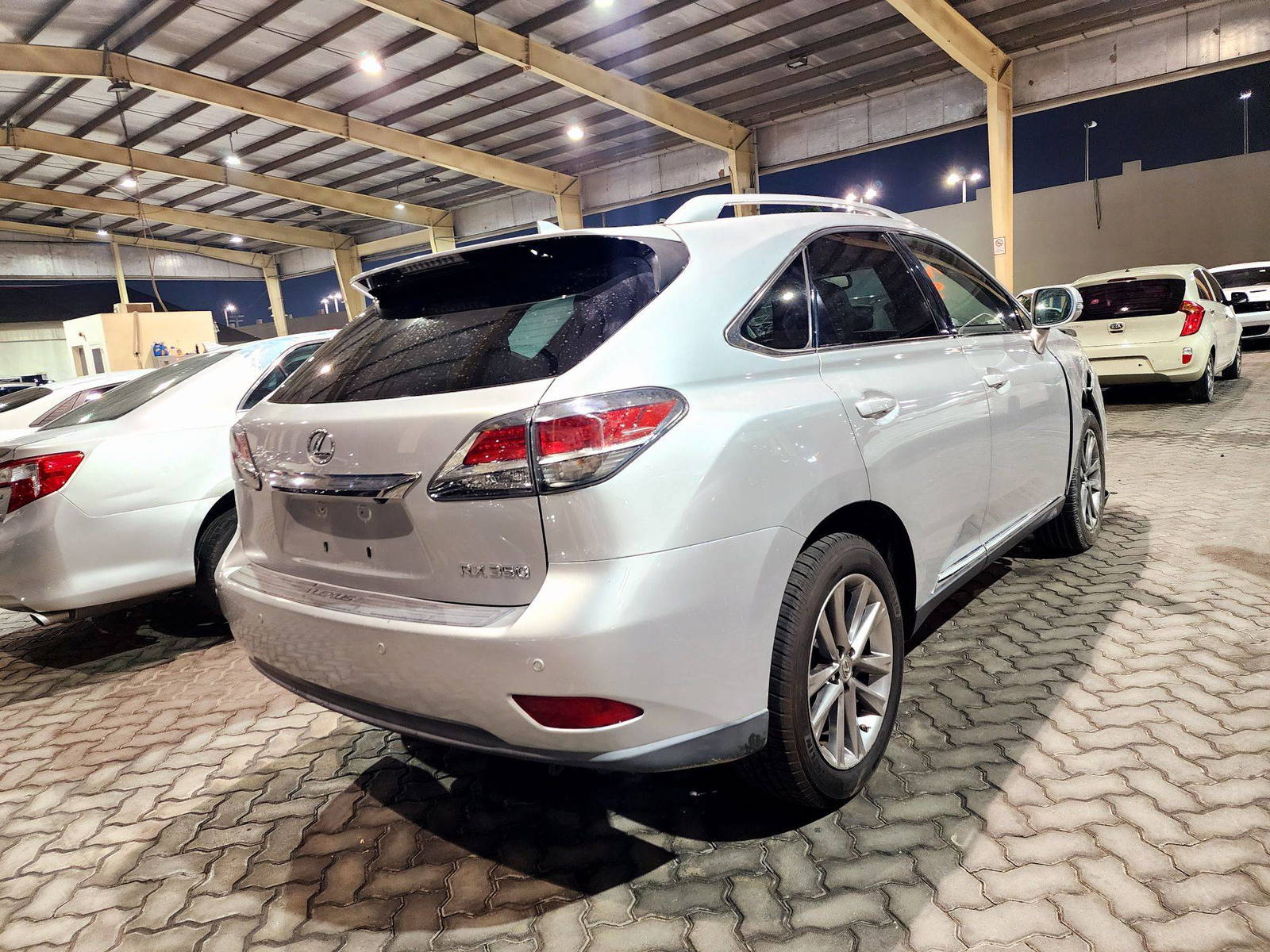 2015 LEXUS RX 350 — 67338 Miles — Lot 80354494 — Souq - Marhaba Auctions Used Cars - Image 3