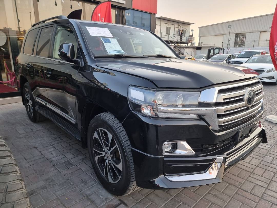TOYOTA LAND CRUISER 2019 - Marhaba Auction Used Cars - Image 3