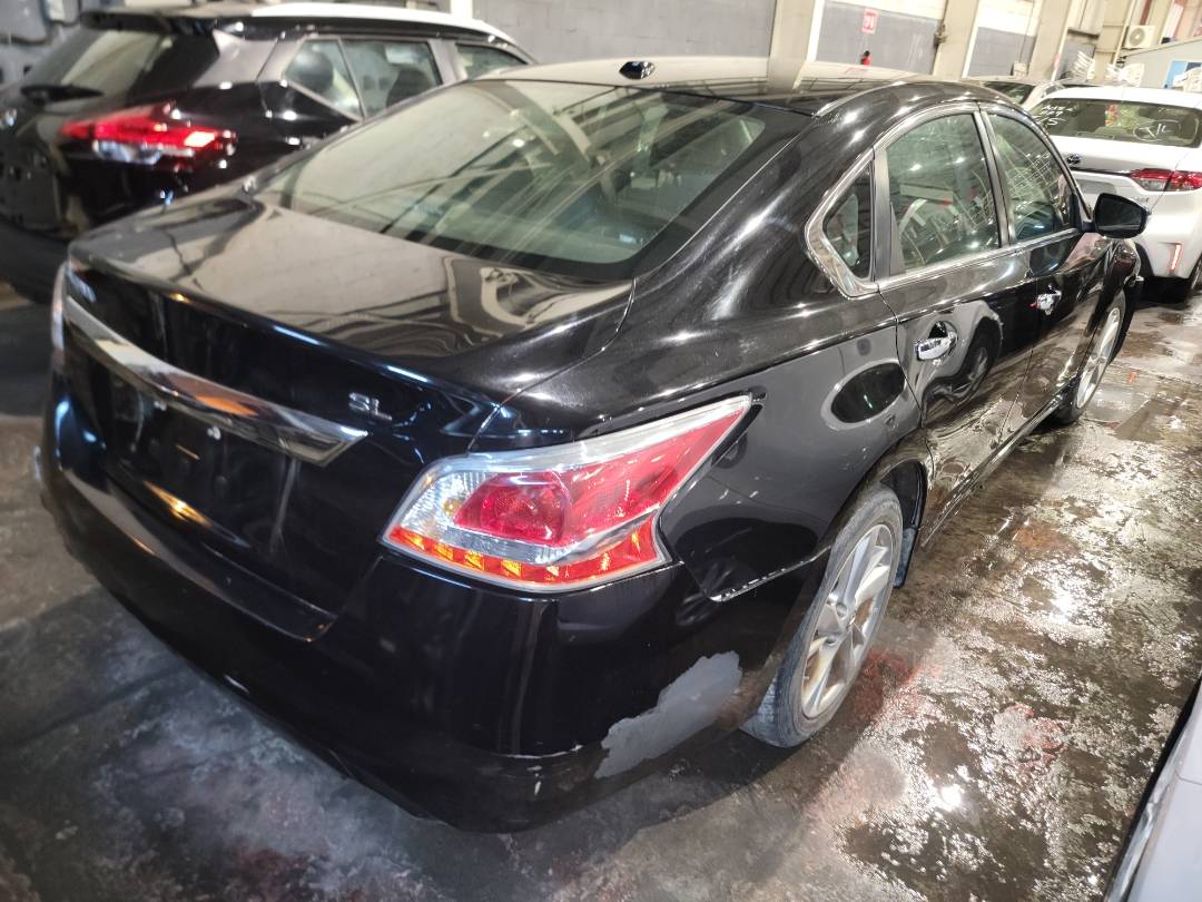 2015 NISSAN ALTIMA — 209349 Miles — Lot 37348095 - Marhaba Auctions Used Cars - Image 4