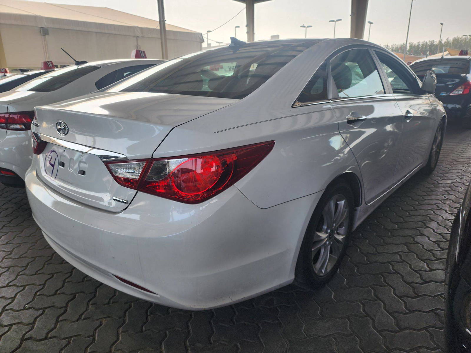 2012 HYUNDAI SONATA — 86130 Miles — Lot 39189324 — Souq - Marhaba Auctions Used Cars - Image 6