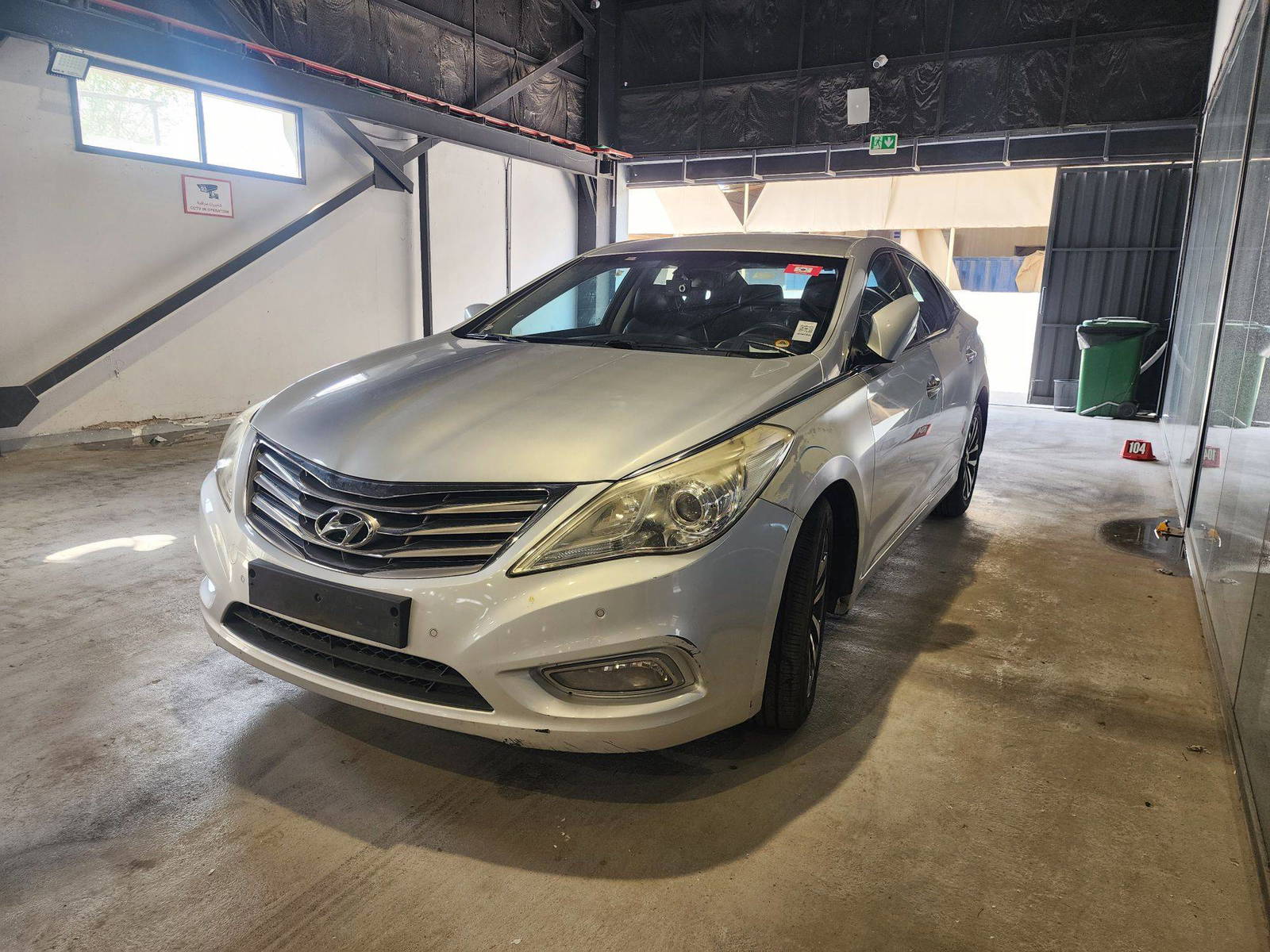 HYUNDAI GRANDEUR 2011 - Marhaba Auction Used Cars - Image 4