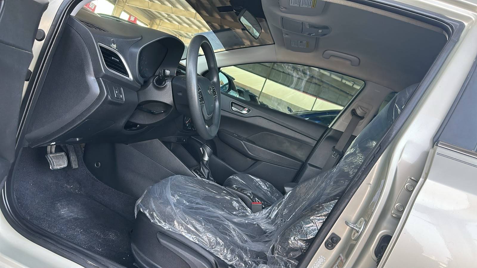 2020 HYUNDAI ACCENT — 143283 Miles — Lot 4LE123538 — Souq - Marhaba Auctions Used Cars - Image 10