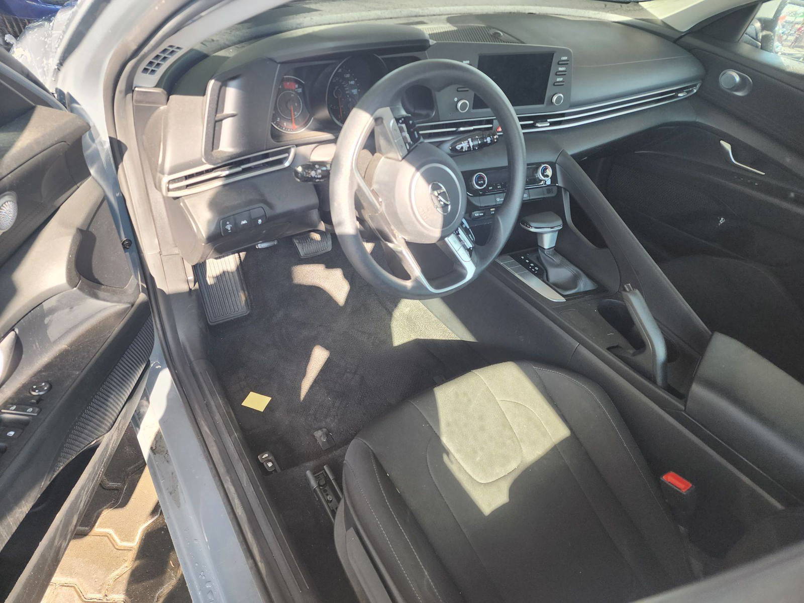 2021 HYUNDAI ELANTRA — 47752 Miles — Lot 37706221 - Marhaba Auctions Used Cars - Image 9