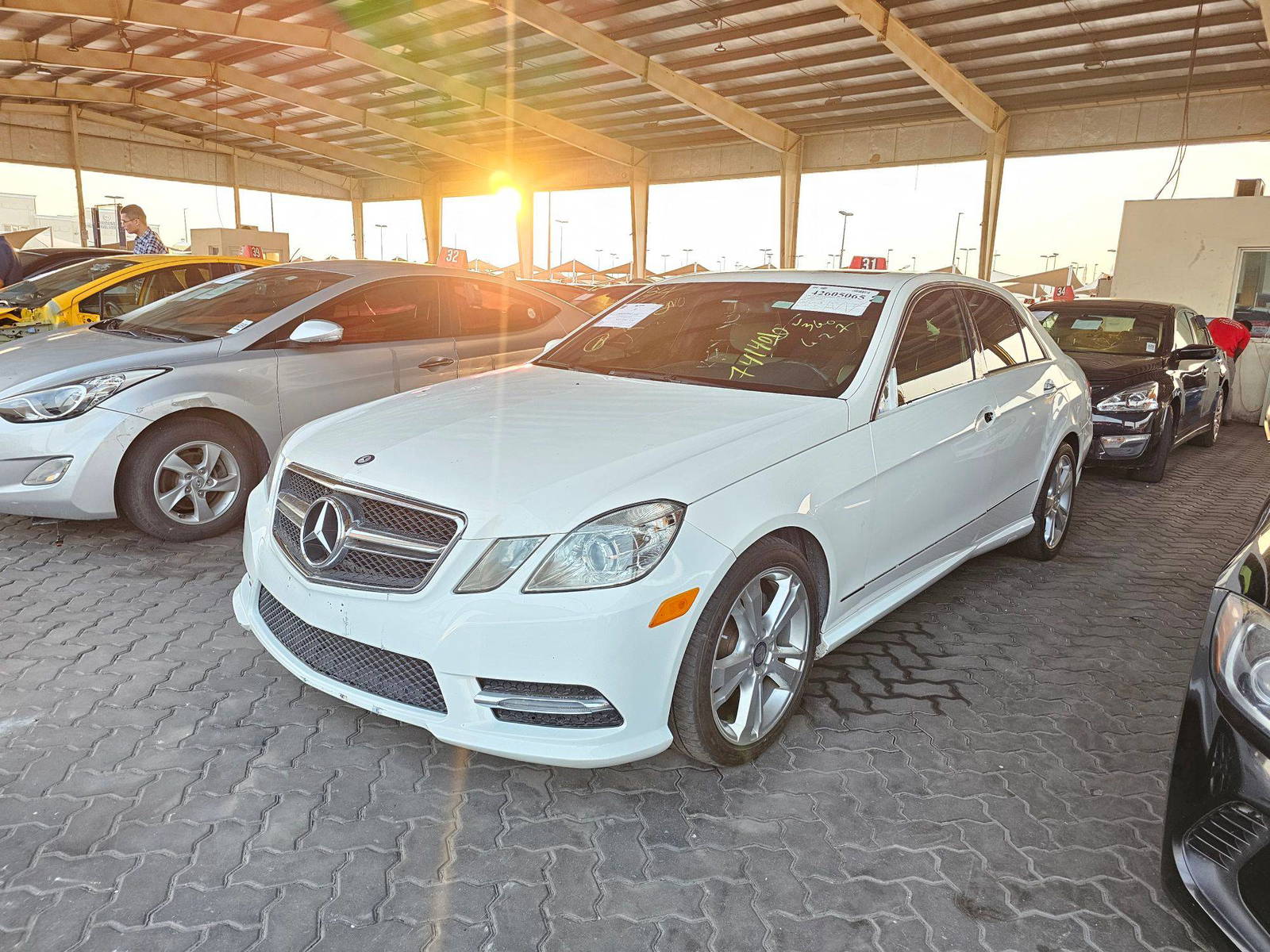 2013 MERCEDES BENZ E 350 — 167479 Miles — Lot 2DA741401 — Souq - Marhaba Auctions Used Cars - Image 3