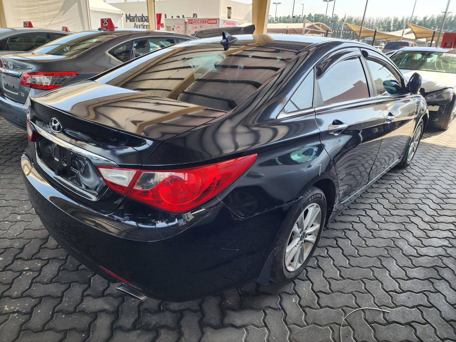 2011 HYUNDAI SONATA — 305276 Miles — Lot 61679963 - Marhaba Auctions Used Cars - Image 3