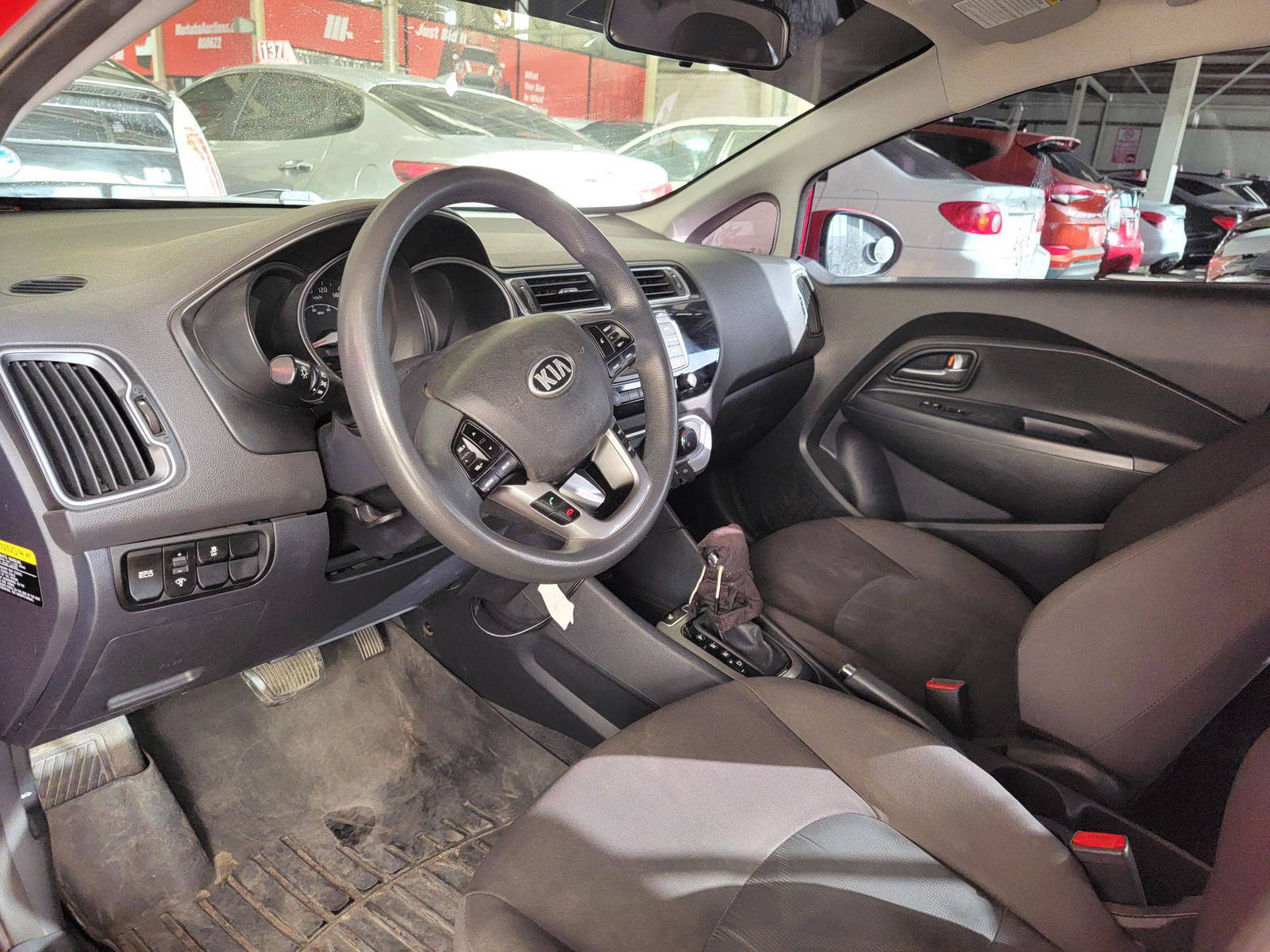 2017 KIA RIO — 65588 KM — Lot A35H6070959 — Main - Marhaba Auctions Used Cars - Image 8