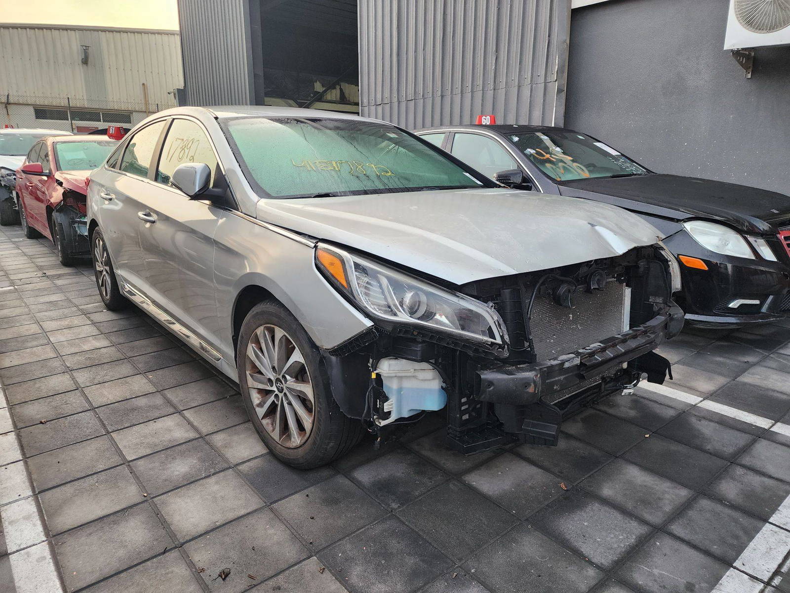 2015 HYUNDAI SONATA — 172247 Miles — Lot 29353 — Ind. 12 - Marhaba Auctions Used Cars - Image 4