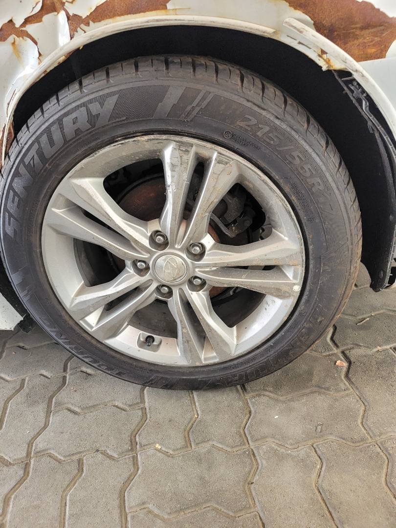 2018 HYUNDAI SONATA — 96461 Miles — Lot H718009 — Souq - Marhaba Auctions Used Cars - Image 7