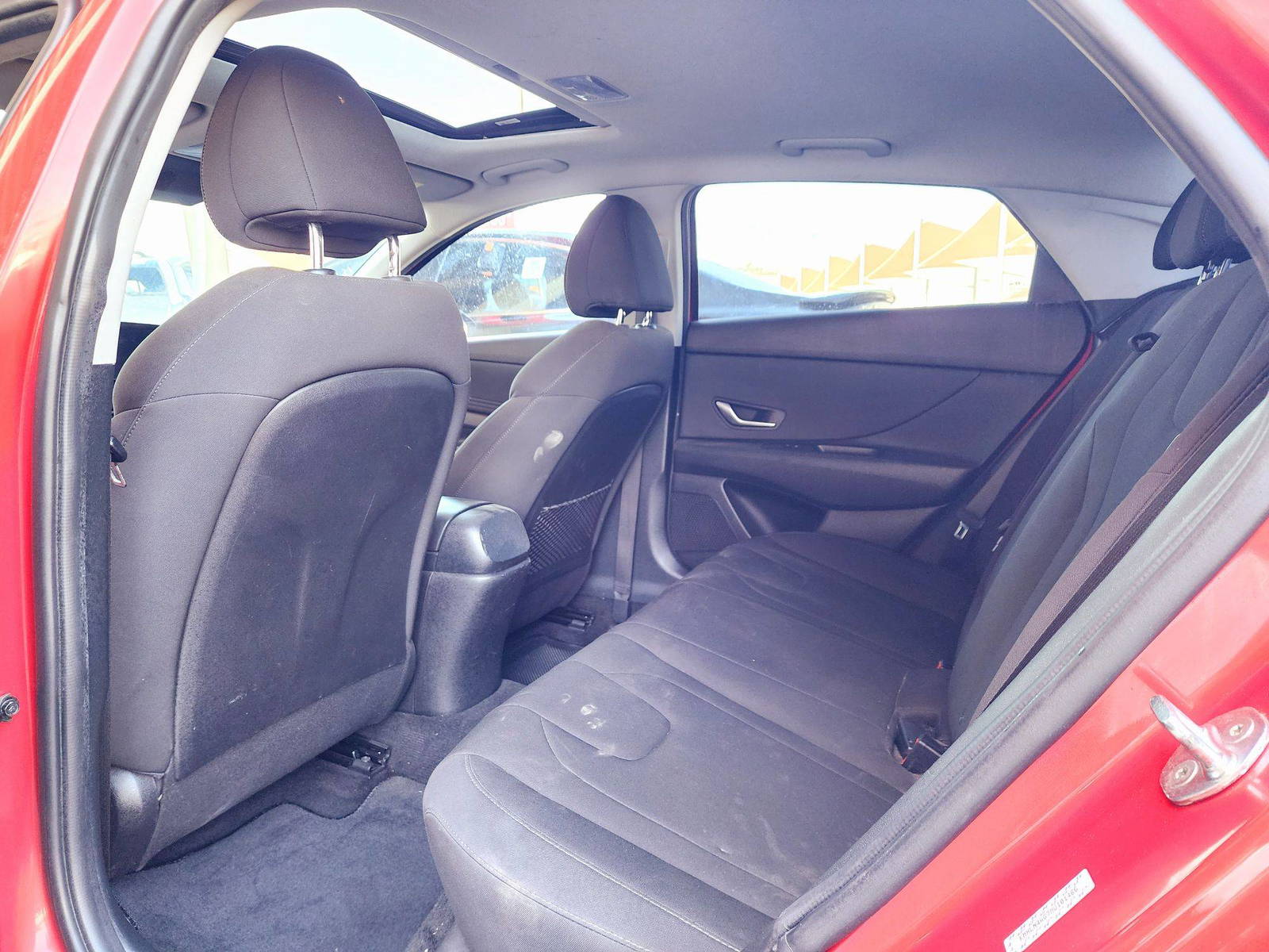 2021 HYUNDAI ELANTRA — 64682 Miles — Lot 7MU101466 — Souq - Marhaba Auctions Used Cars - Image 6