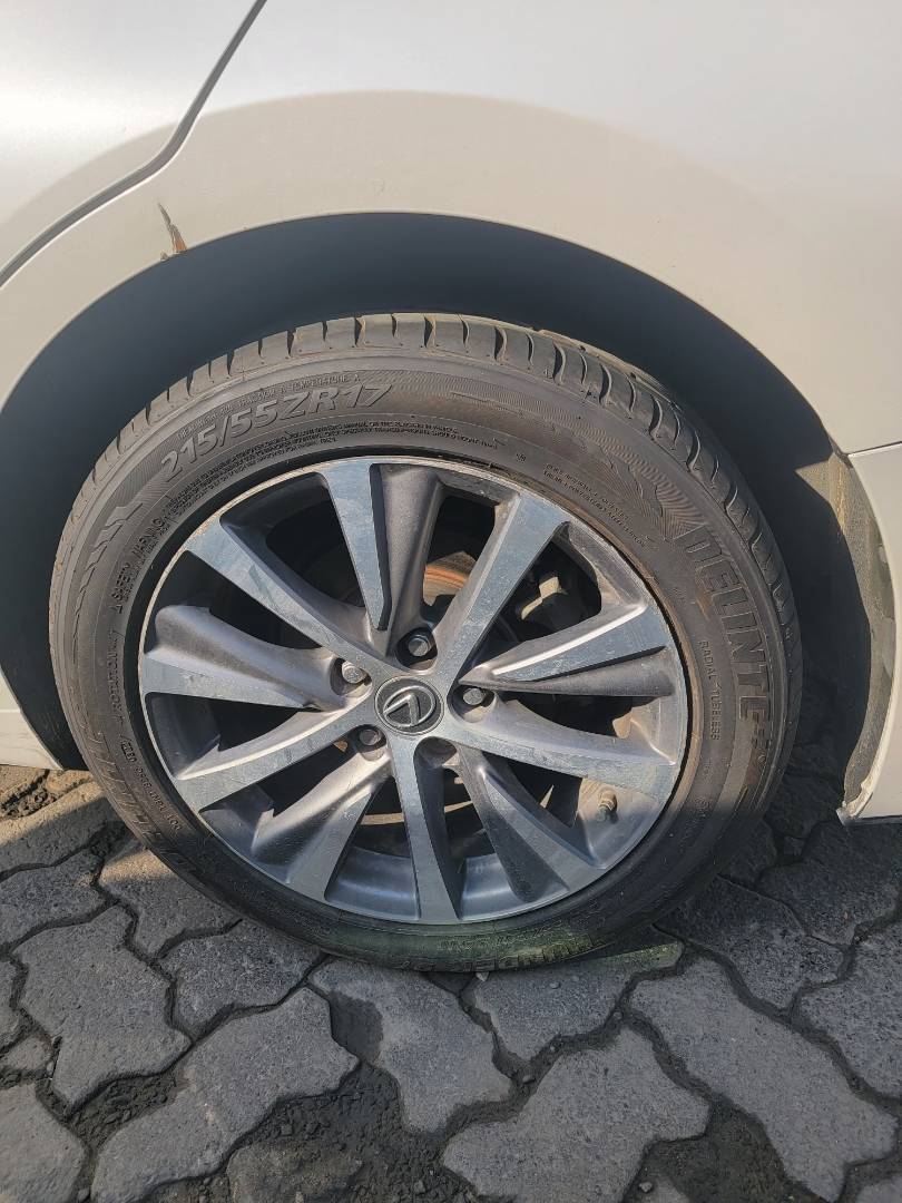 2019 LEXUS ES 350 — 132303 KM — Lot KU032539 — Main - Marhaba Auctions Used Cars - Image 9