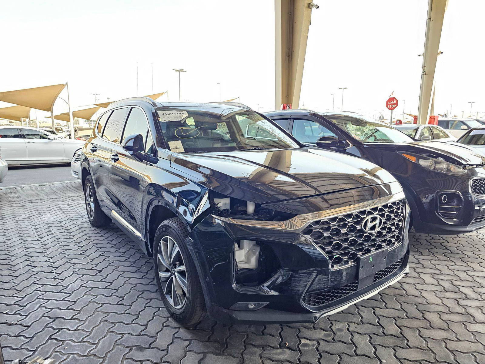 2019 HYUNDAI SANTA FE — 73327 Miles — Lot D5KH030630 — Souq - Marhaba Auctions Used Cars - Image 4