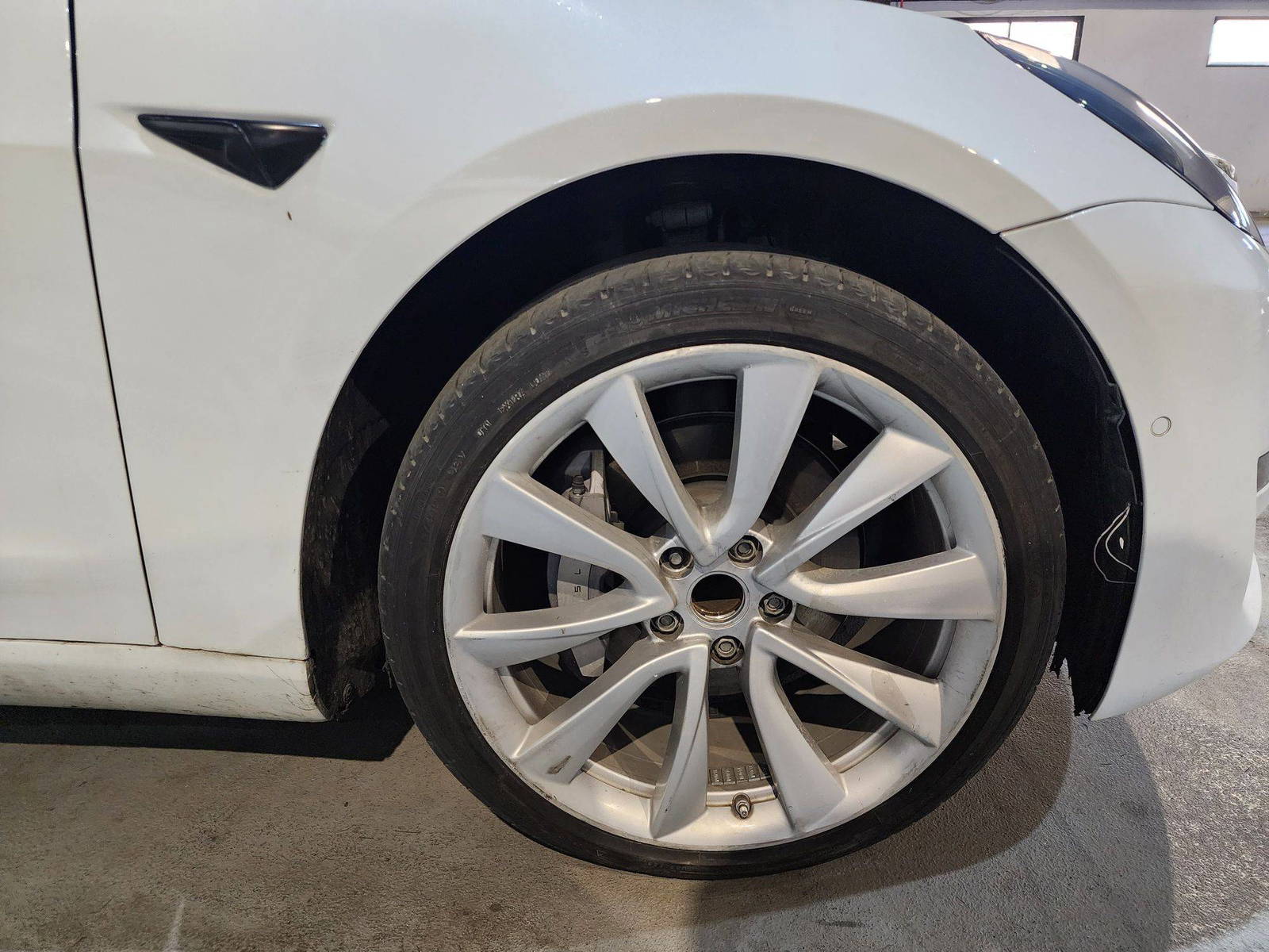 TESLA MODEL 3 2021 - Marhaba Auction Used Cars - Image 15