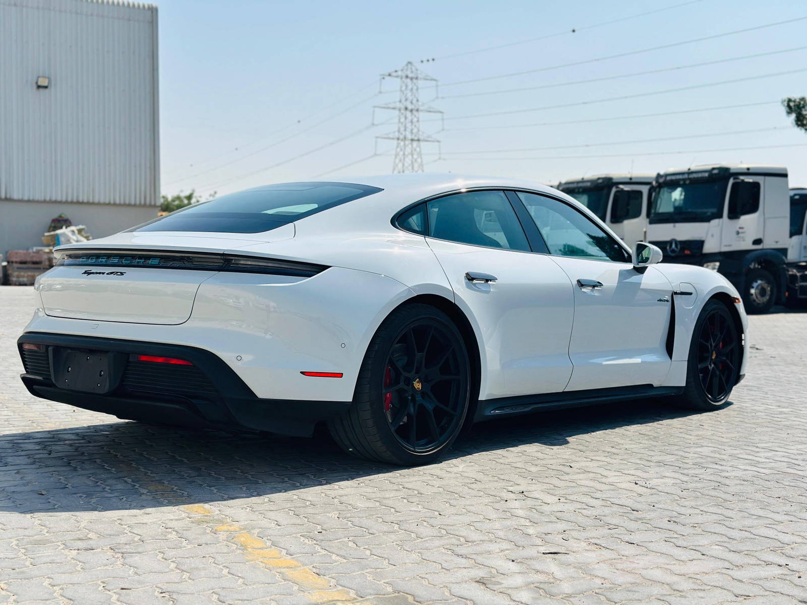 2023 PORSCHE TAYCAN GTS — 16224 KM — Lot 47373 — Main - Marhaba Auctions Used Cars - Image 9