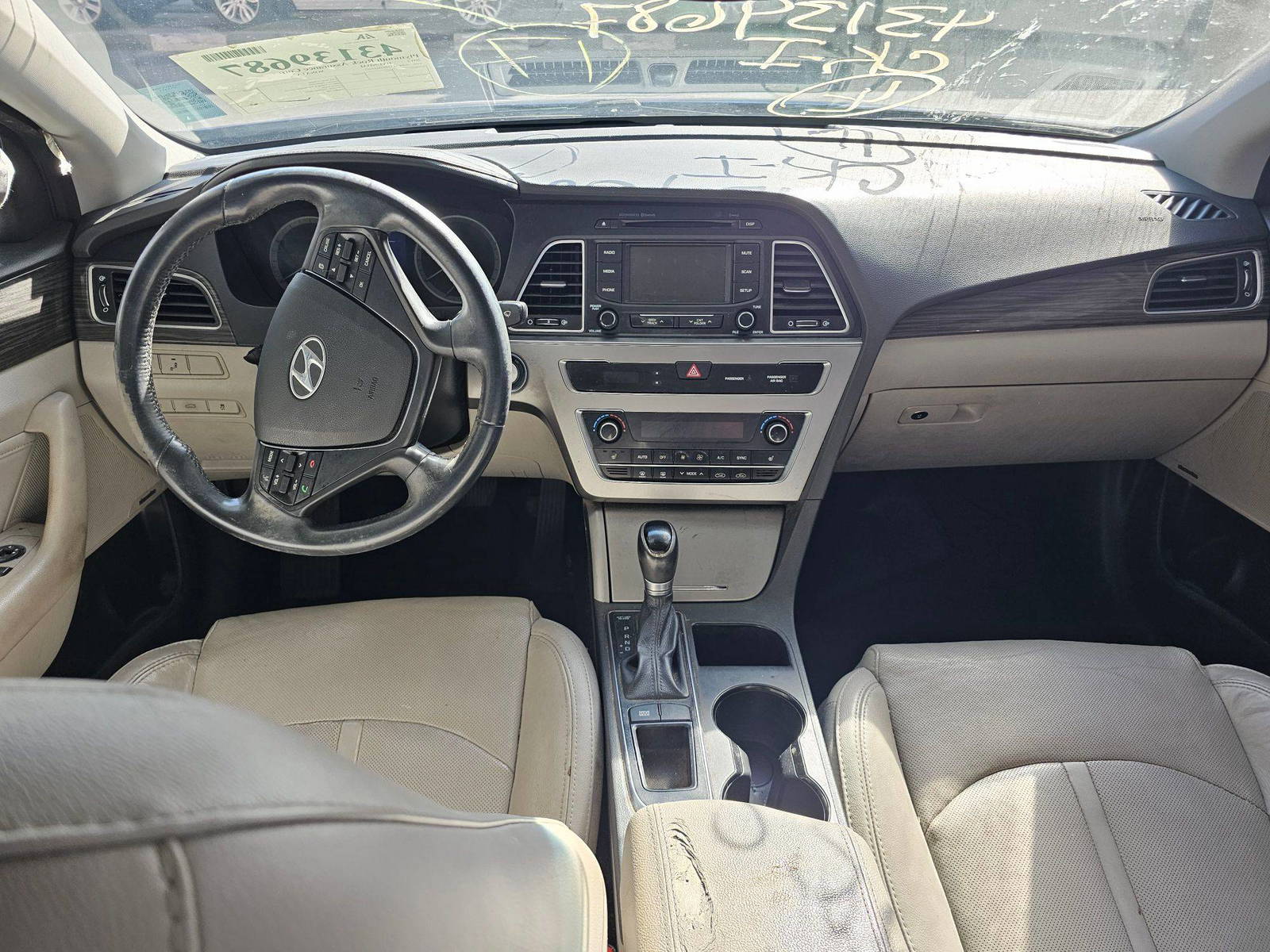 2015 HYUNDAI SONATA — 100112 Miles — Lot F6FH182743 — Souq - Marhaba Auctions Used Cars - Image 7