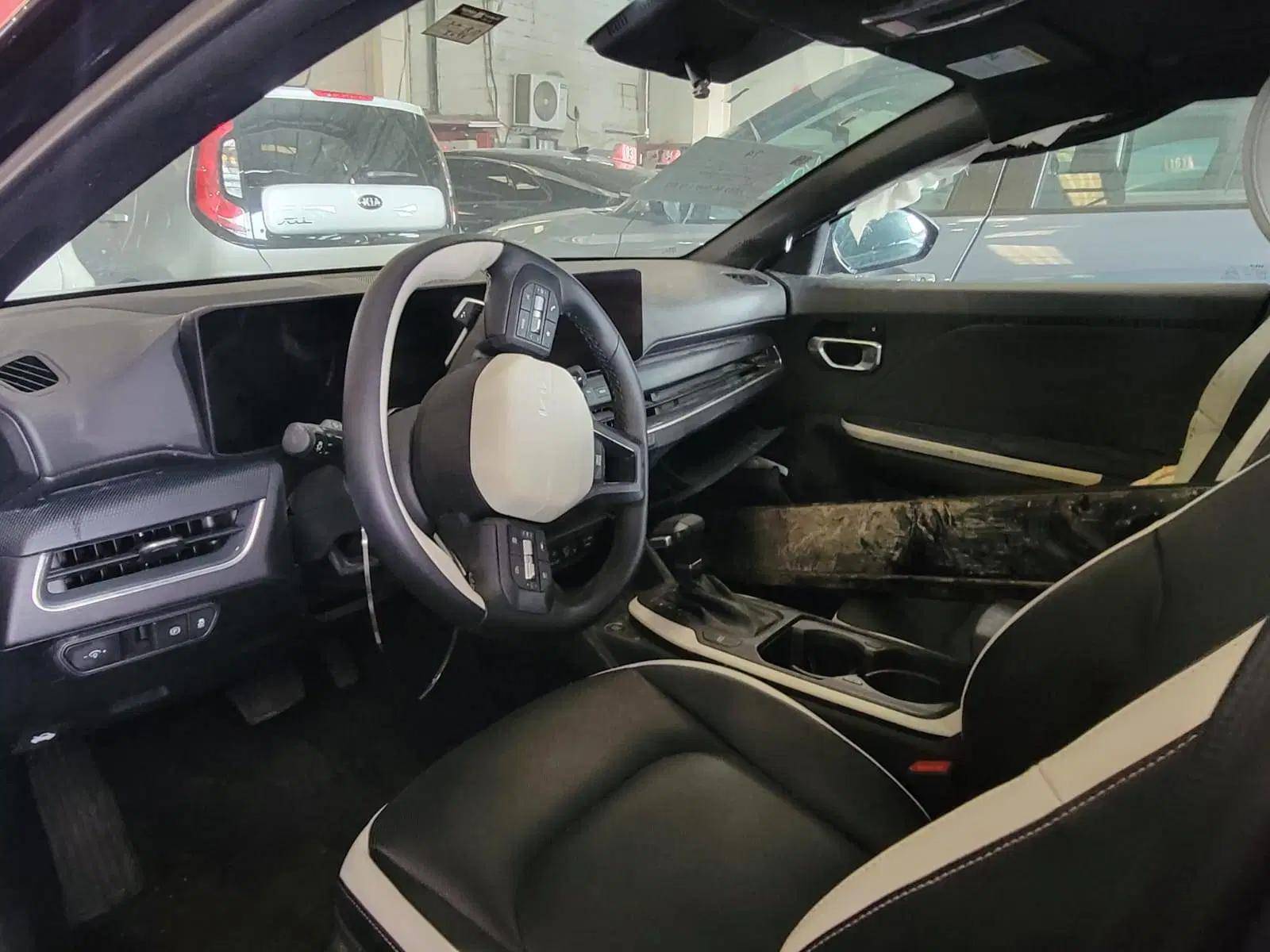 2025 KIA K4 — 3494 KM — Lot E093508 — Main - Marhaba Auctions Used Cars - Image 10