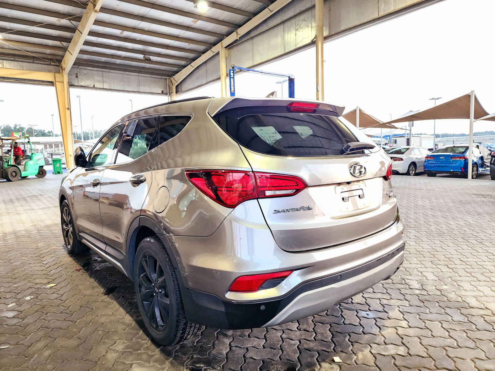 2018 HYUNDAI SANTA FE SPORT — 126733 Miles — Lot 6JH107363 — Souq - Marhaba Auctions Used Cars - Image 3
