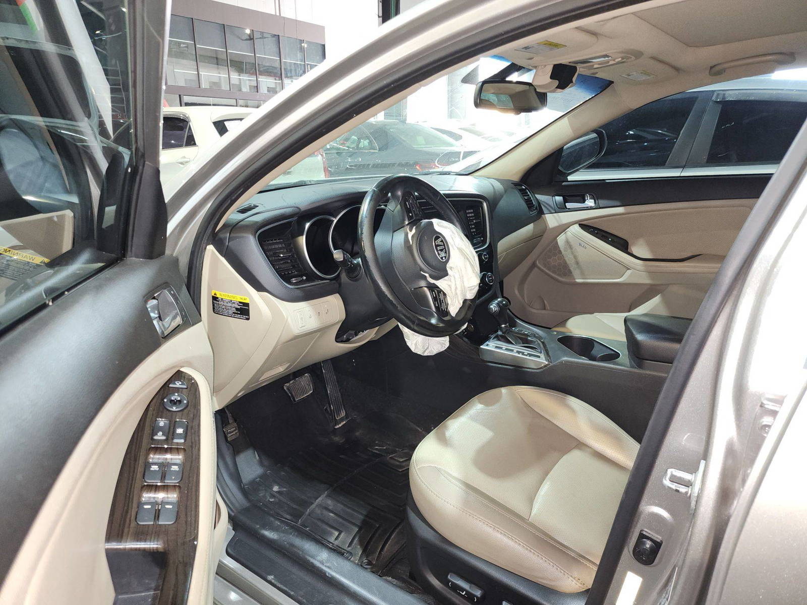 2015 KIA OPTIMA — 178662 Miles — Lot G413496 — Al Quoz - Marhaba Auctions Used Cars - Image 9