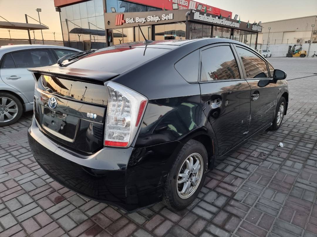 2010 TOYOTA PRIUS — 196442 Miles — Lot 125487 — Souq - Marhaba Auctions Used Cars - Image 5