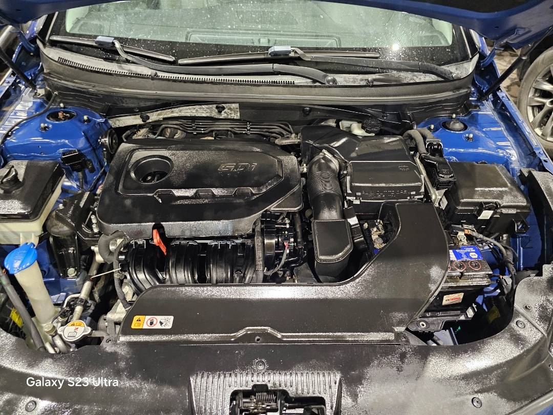 2016 HYUNDAI SONATA — 203224 Miles — Lot H300137 — Main - Marhaba Auctions Used Cars - Image 10