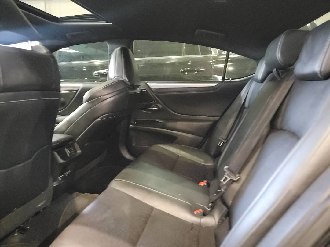 2019 LEXUS ES 350 — 26896 Miles — Lot U048440 — Main - Marhaba Auctions Used Cars - Image 7