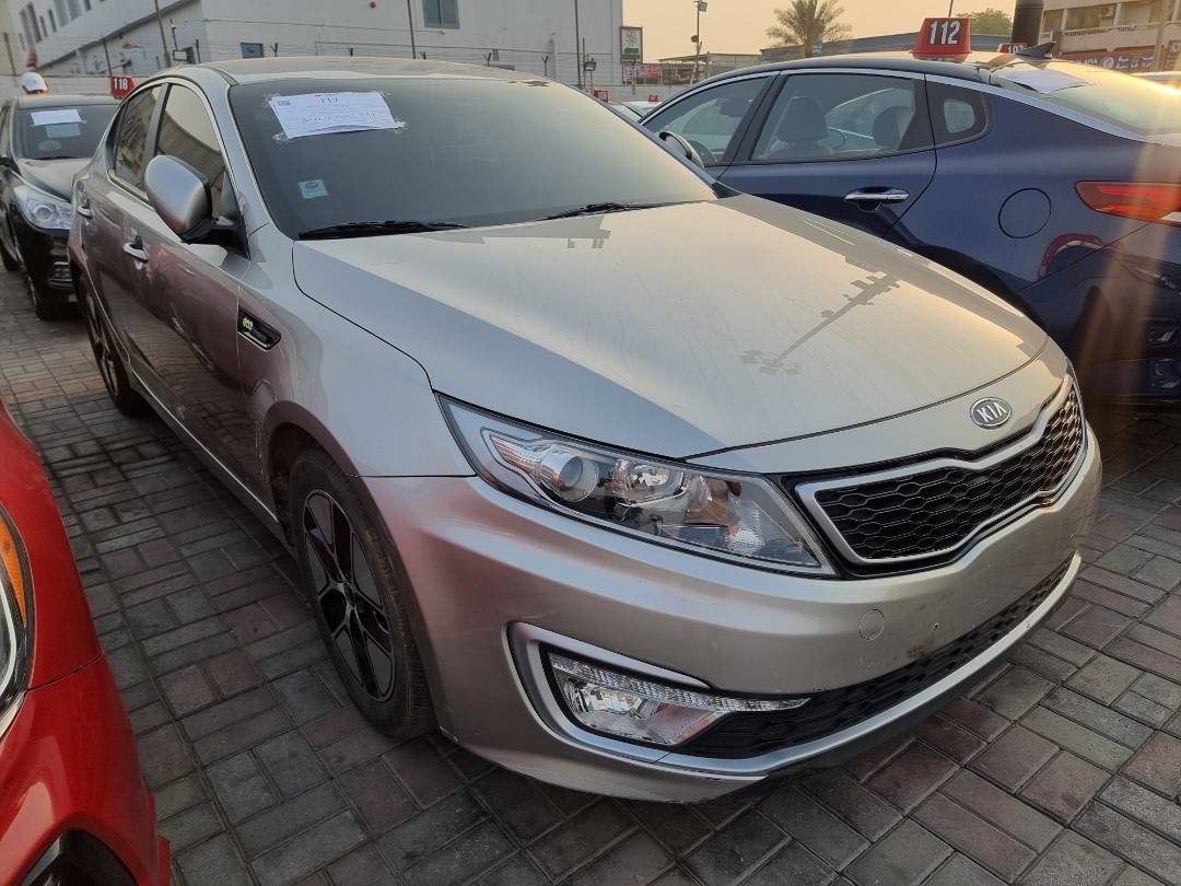 2012 KIA K5 — 136687 KM — Lot 214578 — Main - Marhaba Auctions Used Cars - Image 3