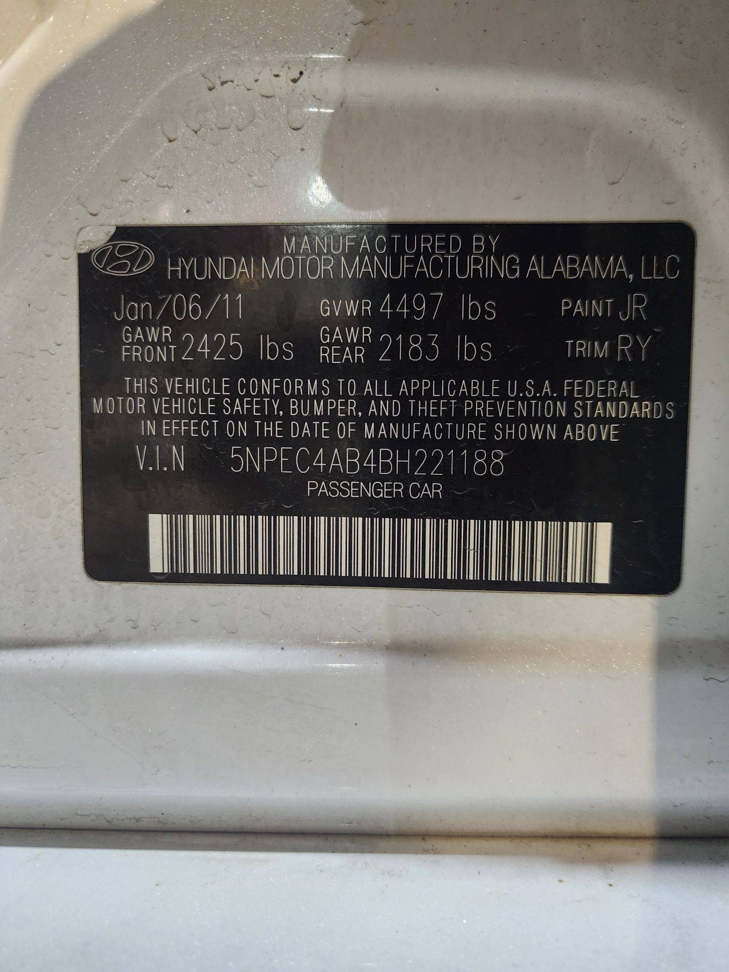 2011 HYUNDAI SONATA — 132696 Miles — Lot 85311605 — Souq - Marhaba Auctions Used Cars - Image 11