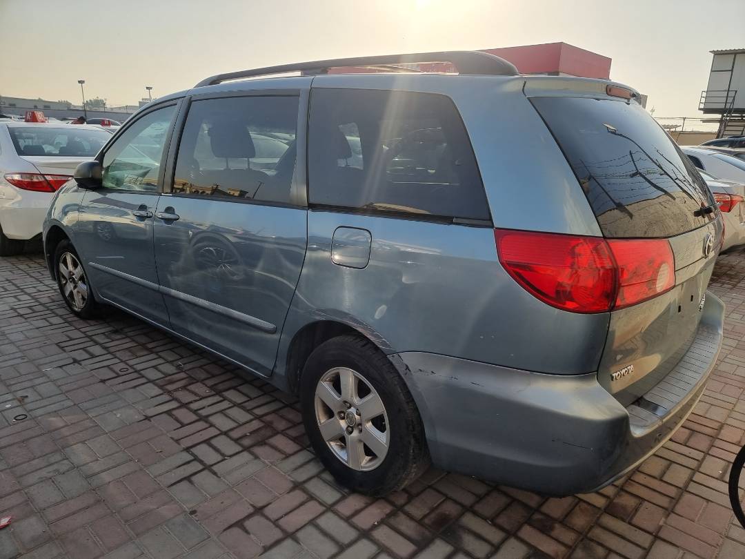 2009 TOYOTA SIENNA — 170797 Miles — Lot 215478 — Ind. 12 - Marhaba Auctions Used Cars - Image 4